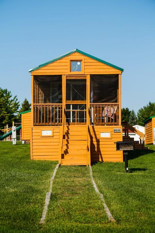 Plymouth Rock Camping Resort Rustic Cabin Elkhart Lake Kültér fotó